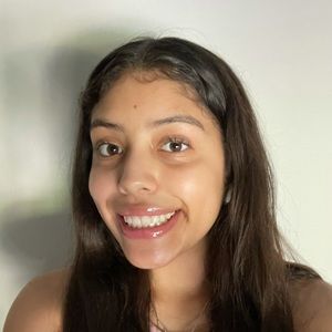 Meet your Posher, Sophia